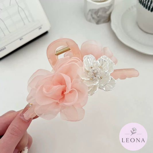 Korean Style Fairy Shark Clip