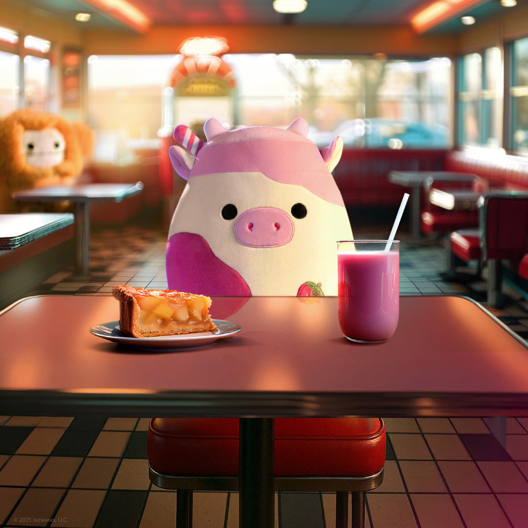 Strawberry Milk Scented Cow Big Size